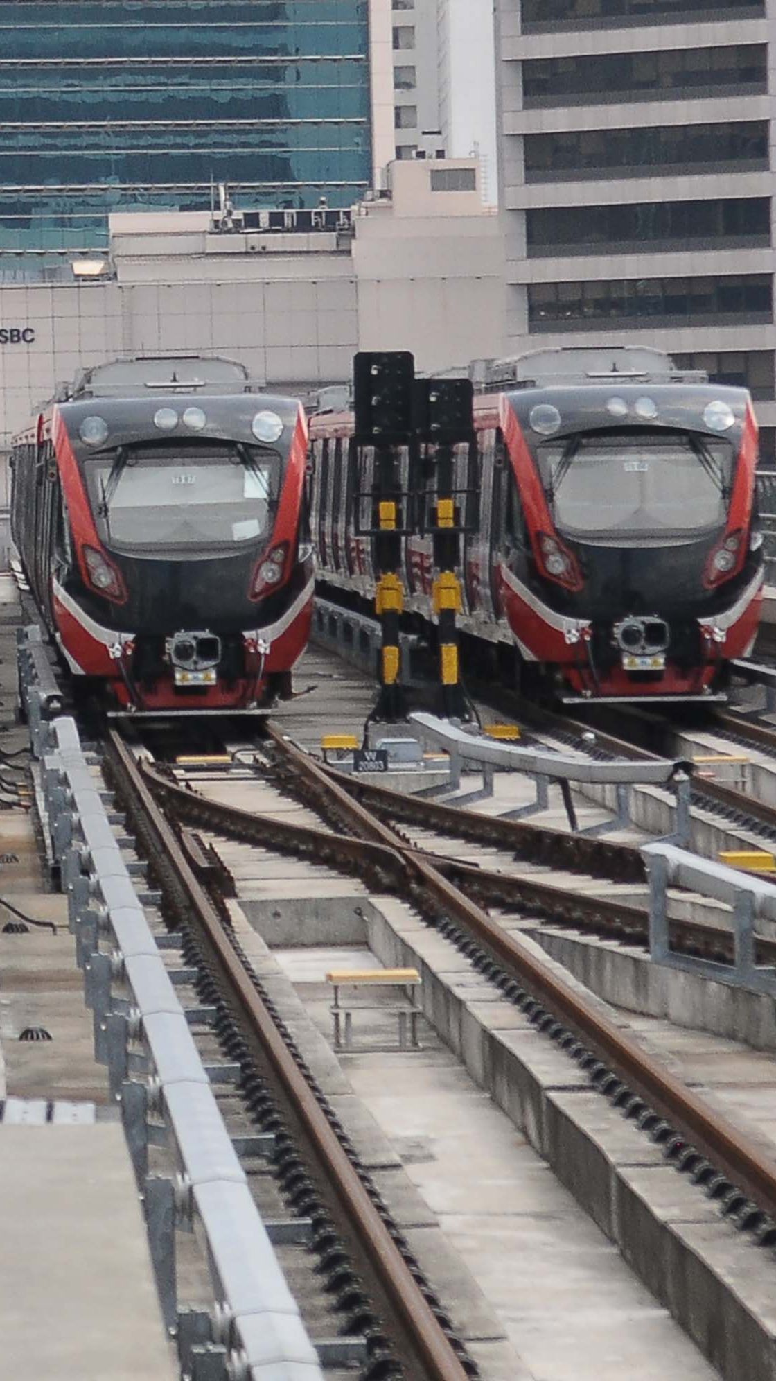 Berlaku Mulai Hari ini, Ada Diskon Tarif LRT Jabodebek Jadi Setengah Harga