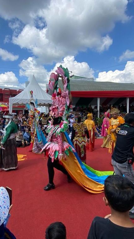 Seni Minahasa dan Sistem Berbasis Digital di Bontang City Carnival 2023