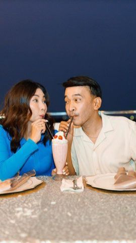 Kejutan Ruben Onsu untuk Sarwendah di Momen Wedding Anniversary ke-10, Romantis Banget!