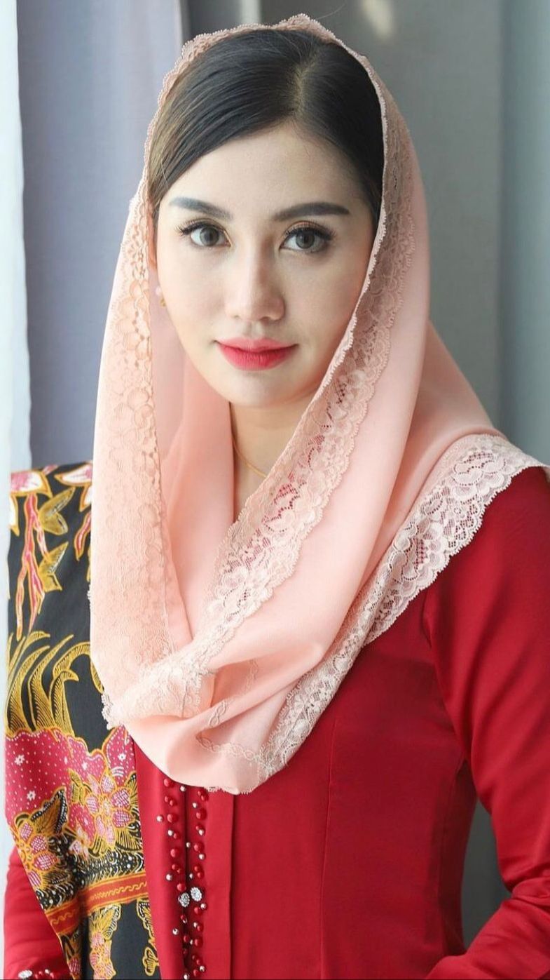 Potret Novita Hardini Istri Bupati Trenggalek, Cantiknya Kebangetan dan Punya Segudang Prestasi