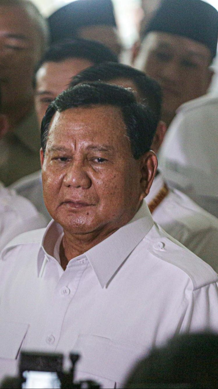 VIDEO: Momen Kocak Wartawan Panik Kena Prank Ditinggal Kabur Prabowo