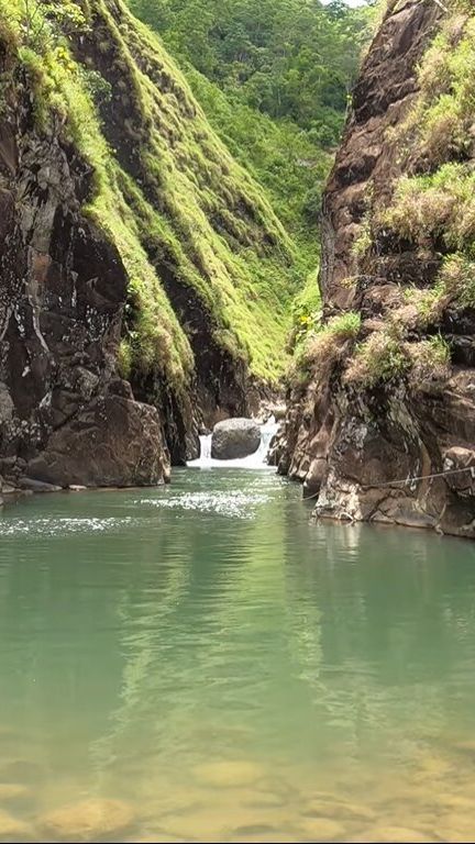 Disebut Thailandnya Garut, Begini Suasana Syahdu Leuwi Tonjong Cihurip yang Bikin Betah