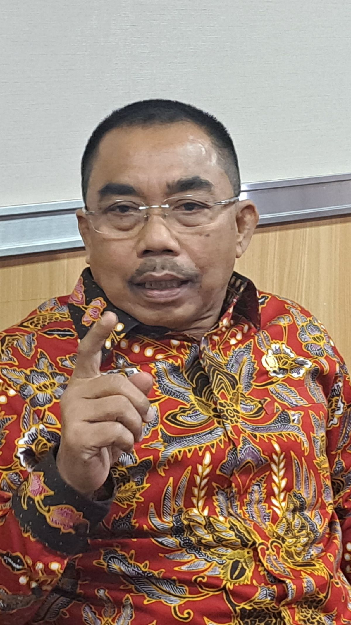 Status Caleg DPRD DKI Mendiang Politikus PDIP Gembong Warsono Digantikan Putranya