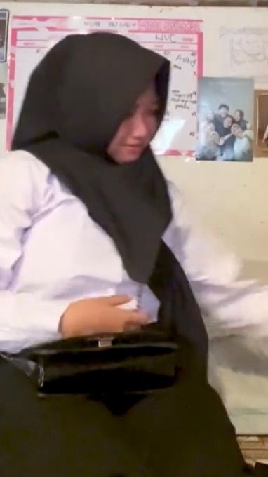 Viral Wanita Menangis Lantaran Gagal Diterima Kerja, Gara-gara Berjerawat