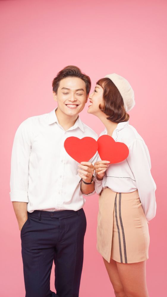 Menarik Buat Dicoba! Ini Cara Dapetin Hati Pasangan Sesuai Love Language Si Dia