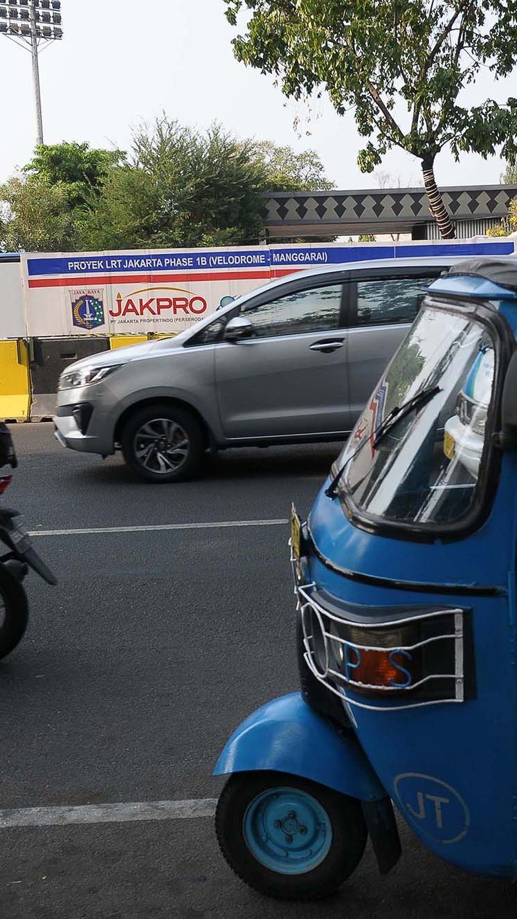 FOTO: Proyek LRT Jakarta Rute Velodrome-Manggarai Akan Dibangun Selama 3 Tahun