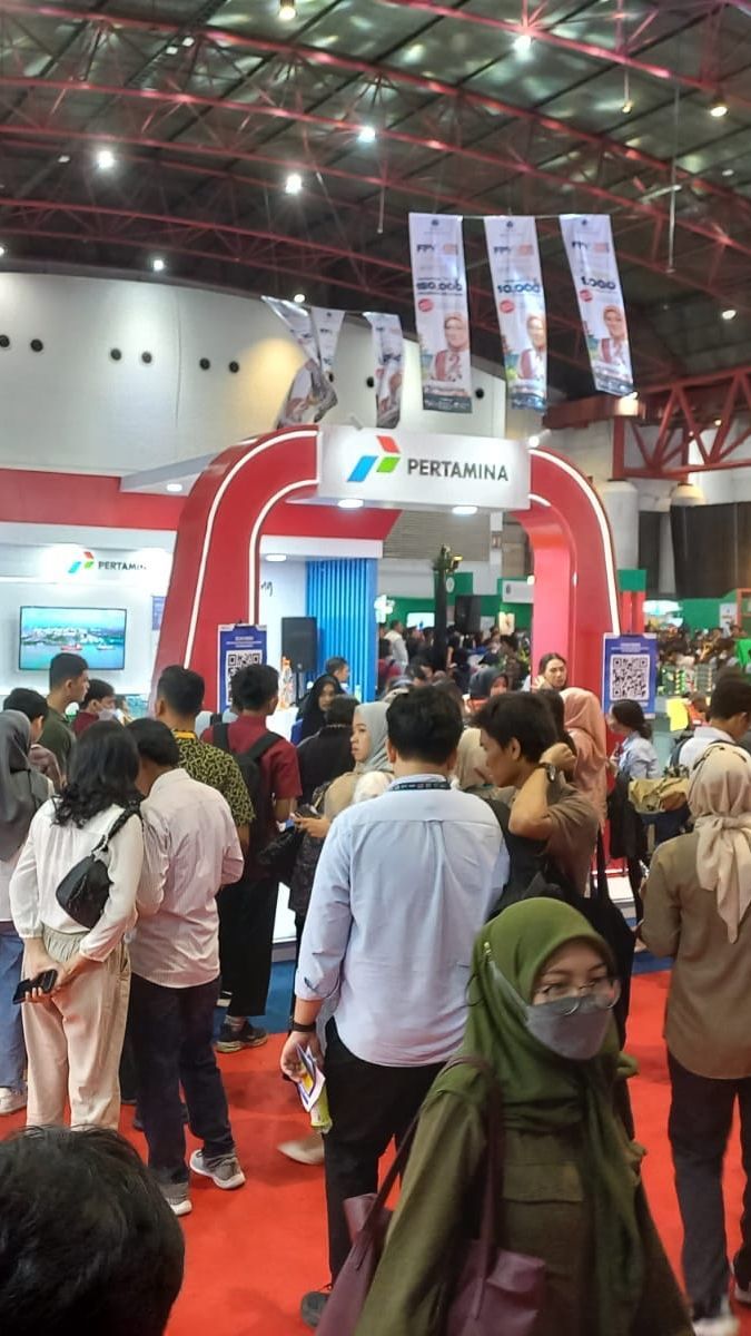 Ribuan Pencari Kerja Padati Job Fair Nasional Kemnaker