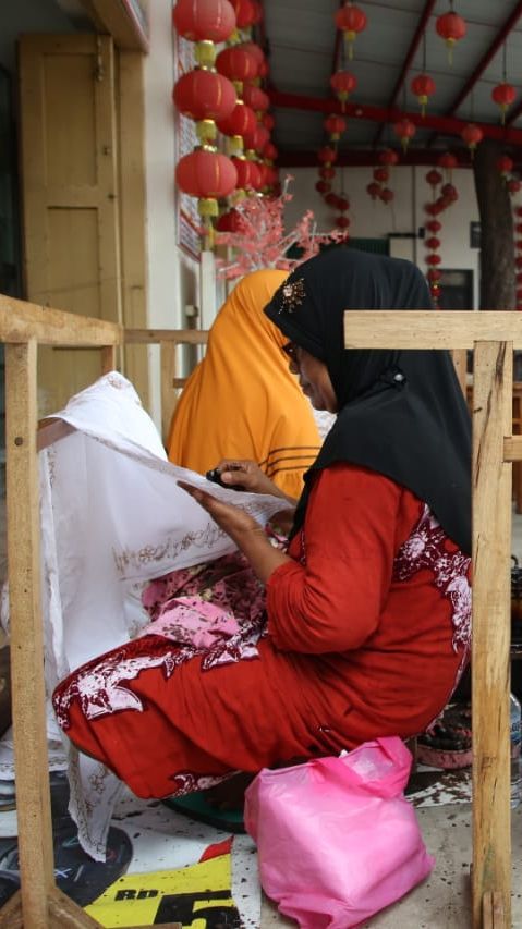 Hasil Akulturasi Budaya, Ini Kisah Batik Lasem yang Terancam Punah