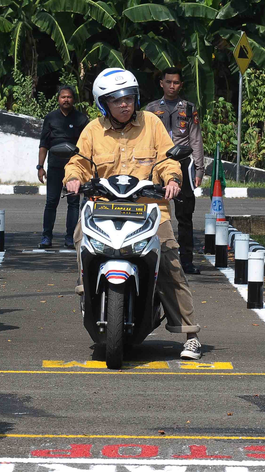 Ujian Praktik SIM C di Negara Ini Asli Bikin Ciut, Dinilai Lebih Seram dari Pola Zigzag dan Angka 8