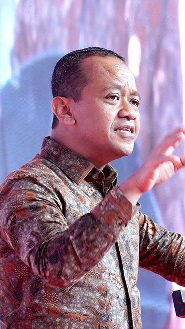 VIDEO: Bahlil Pasang Badan Wacana Presiden 3 Periode 