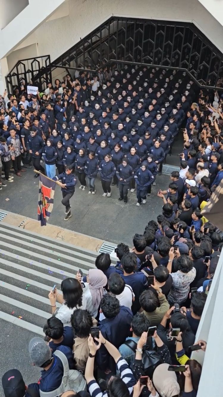 Viral Momen Parade Wisudawan ITB, Curi Perhatian Warganet