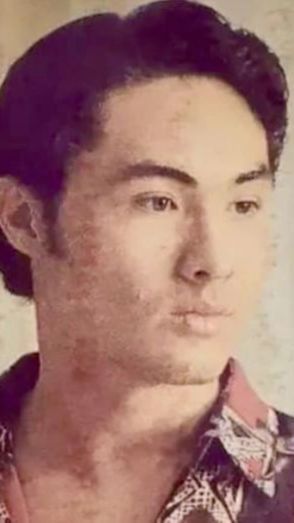 Ganteng! Intip Deretan Foto Lawas Surya Saputra, Penampilannya Bikin Heboh Netizen