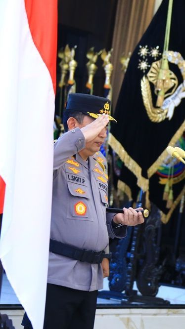 14 Pati Polri Resmi Naik Pangkat, Dankor Brimob Imam Widodo Kini Sandang Bintang Tiga di Pundak