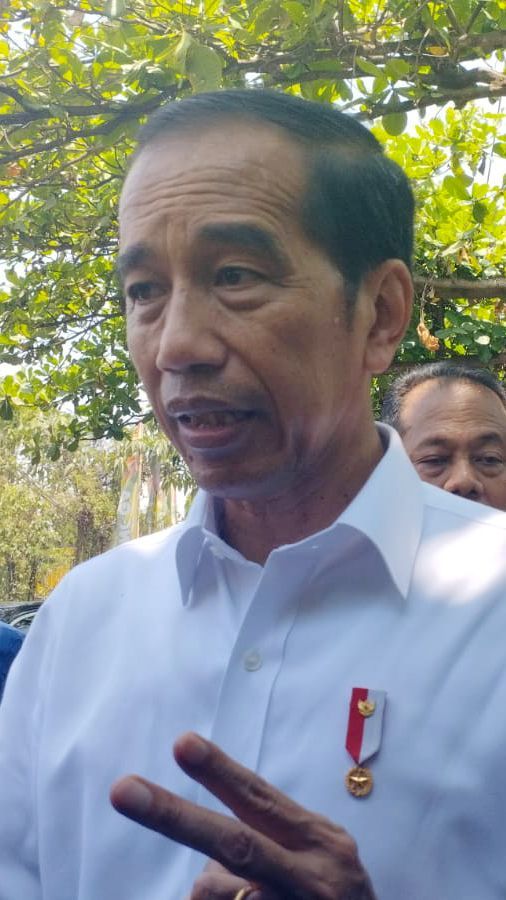 Presiden Jokowi Jelaskan Alasan Undang Tiga Bakal Capres ke Istana