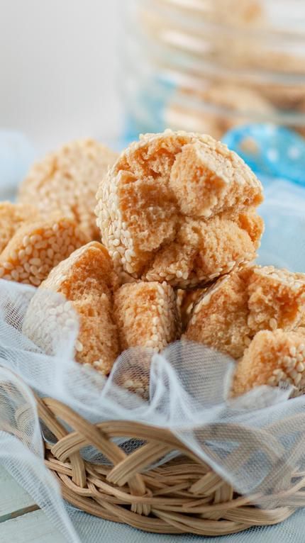 7 Resep Kue Onde-onde Khas Nusantara, Camilan Renyah dan Manis