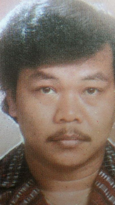 Profil Charles Hutagalung, Penulis Lagu Sekaligus Vokalis Legendaris Asal Medan