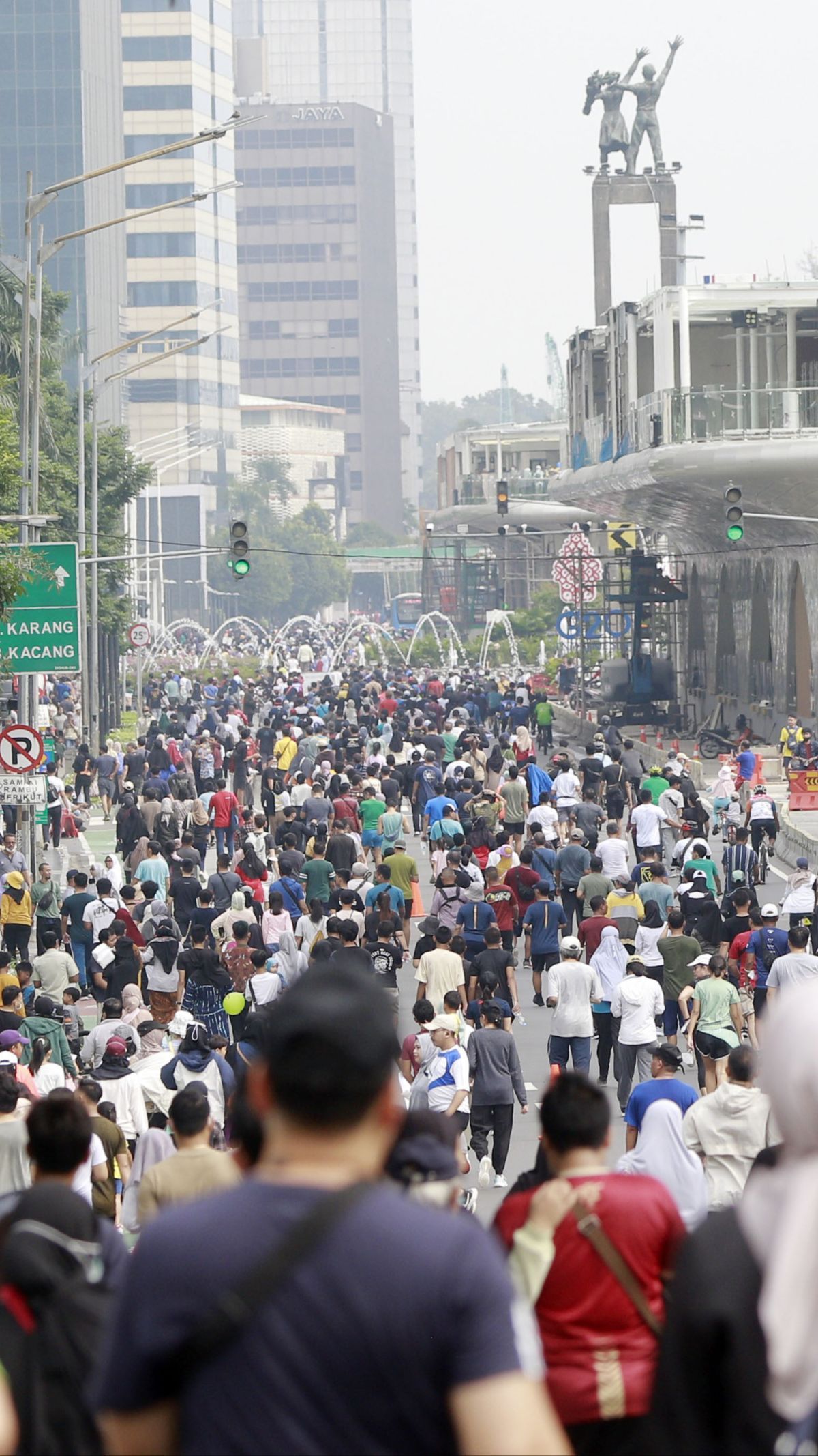 Udara Jakarta Lebih Buruk dari Delhi India di Minggu Pagi