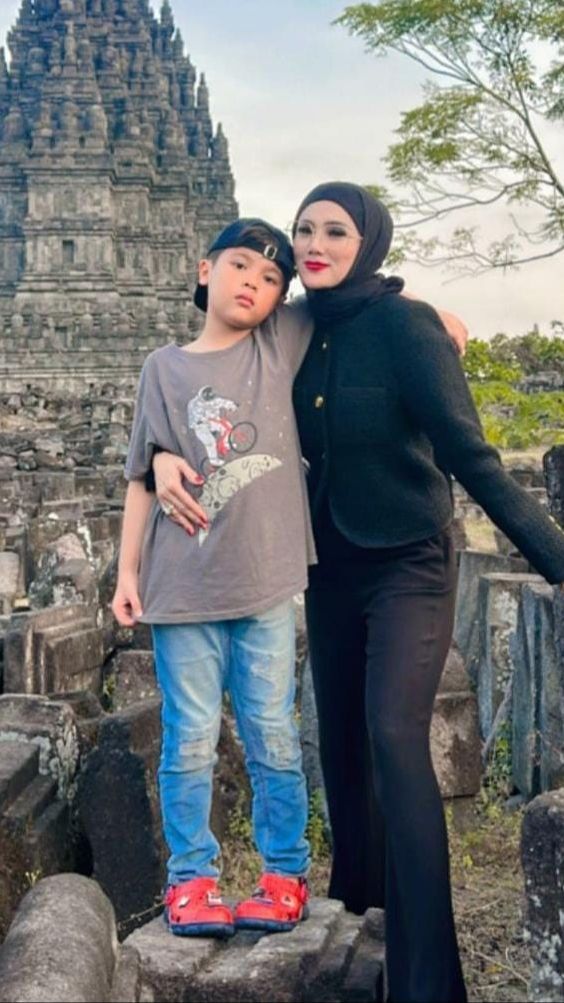 Potret Ganteng Muhammad Ali Anak Mulan Jameela & Ahmad Dhani Juara 1 Lomba Sempoa, Nama di Piala Bikin Salfok