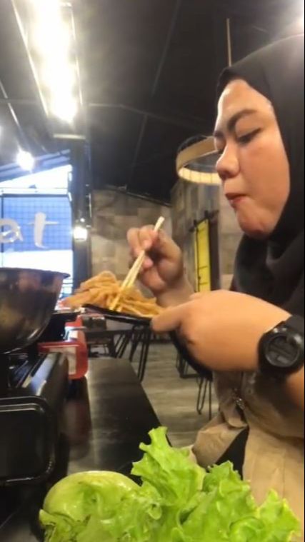 Wanita Ini Lagi Makan Malah kena Body Shaming, Curhatannya Viral Banjir Dukungan