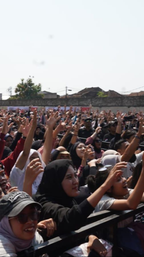 Momen Relawan Ganjar Kumpulkan Ribuan Warga Bandung