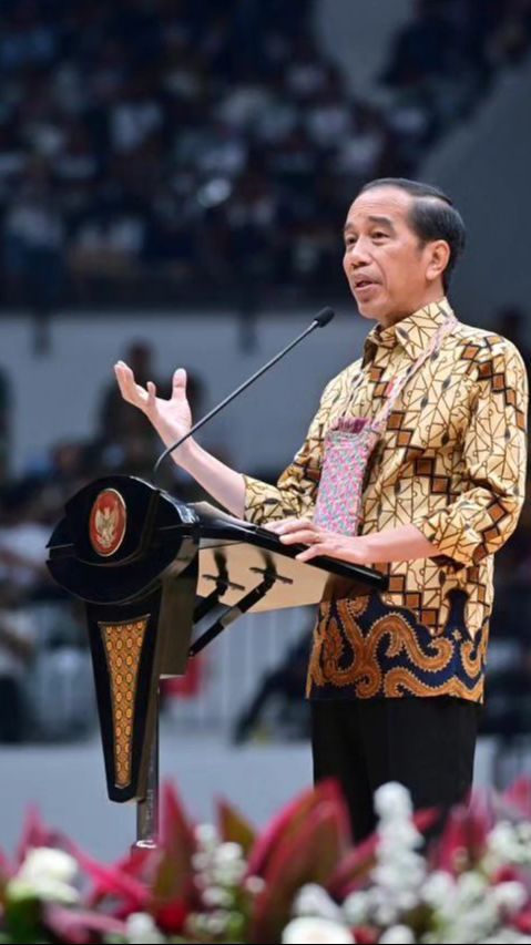 VIDEO: Jokowi Buka Suara Soal Pencopotan Baliho Ganjar di Lokasi Kunjungan Bali