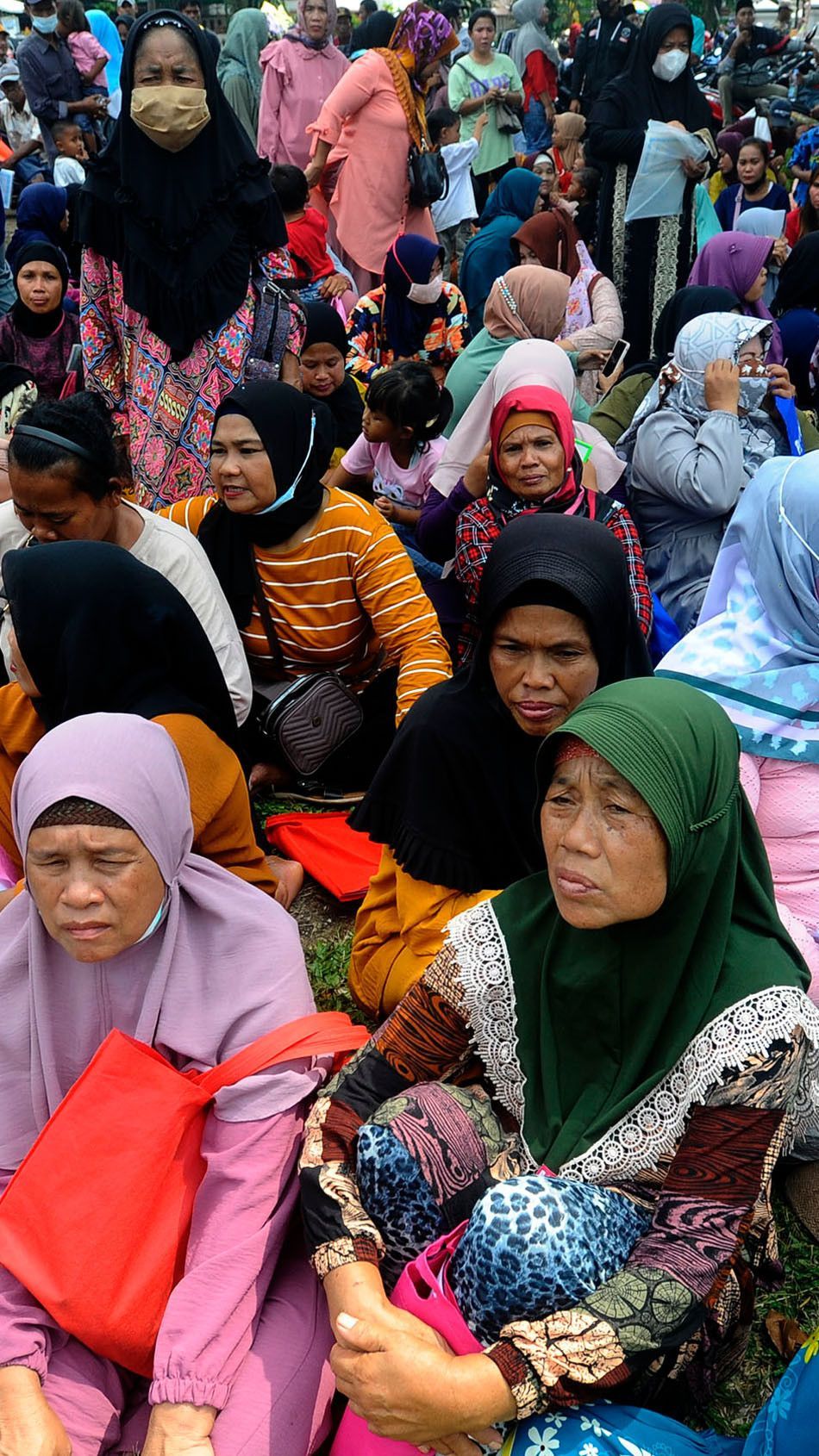 Cair Bulan Ini, Begini Cara Cek Data Penerima BLT Rp400.000