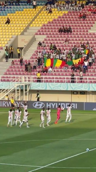 Piala Dunia U-17 Grup B, Mali Gilas Uzbekistan 3-0