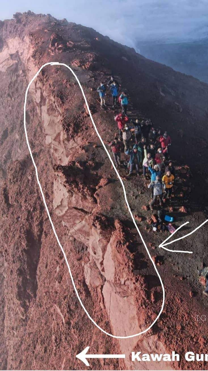 Kawah Gunung Kerinci Dikabarkan Retak, Wisatawan Diingatkan Lebih Hati-Hati