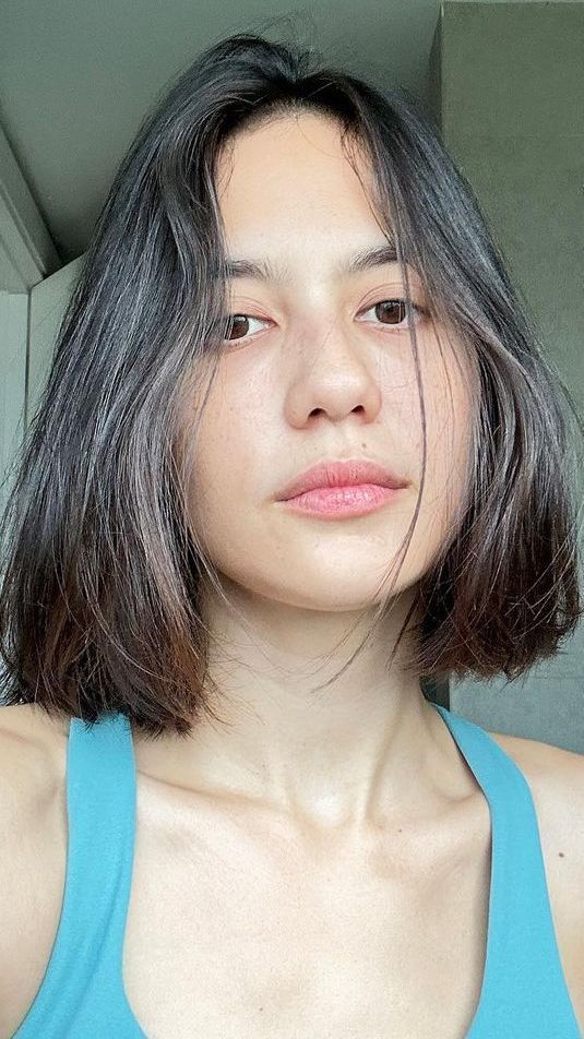 Pesona Seleb dengan Rambut Pendek, Terlihat Fresh dan Awet Muda