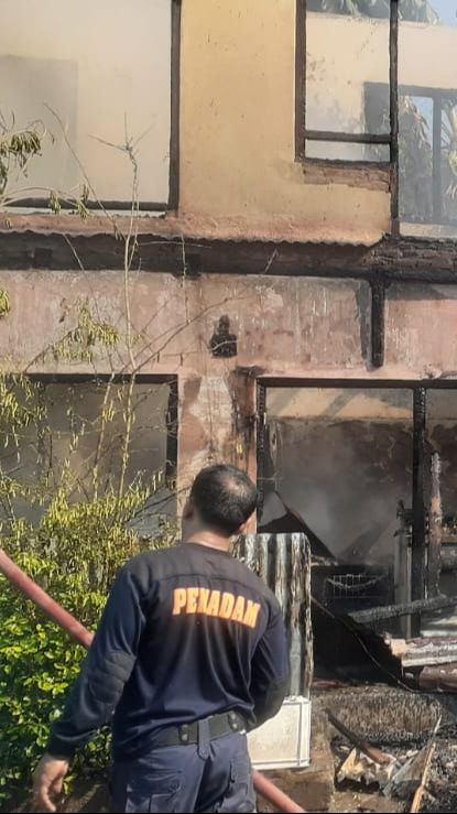 Kesal Tak Dipinjami Sertifikat Tanah, Pria di Bali Diduga Bakar Warung Milik Ibu Tiri