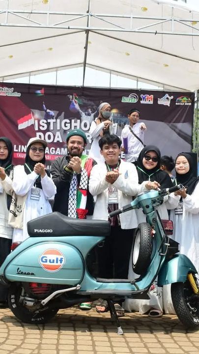 Viral Pria di Lebak Rela Jual Vespa Kesayangan untuk Donasi Palestina, Aksinya Bikin Haru