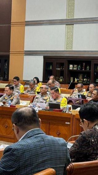 Politikus Demokrat Kritik Netralitas Polisi dan Isu Pasang Baliho Parpol, Polri Membantah