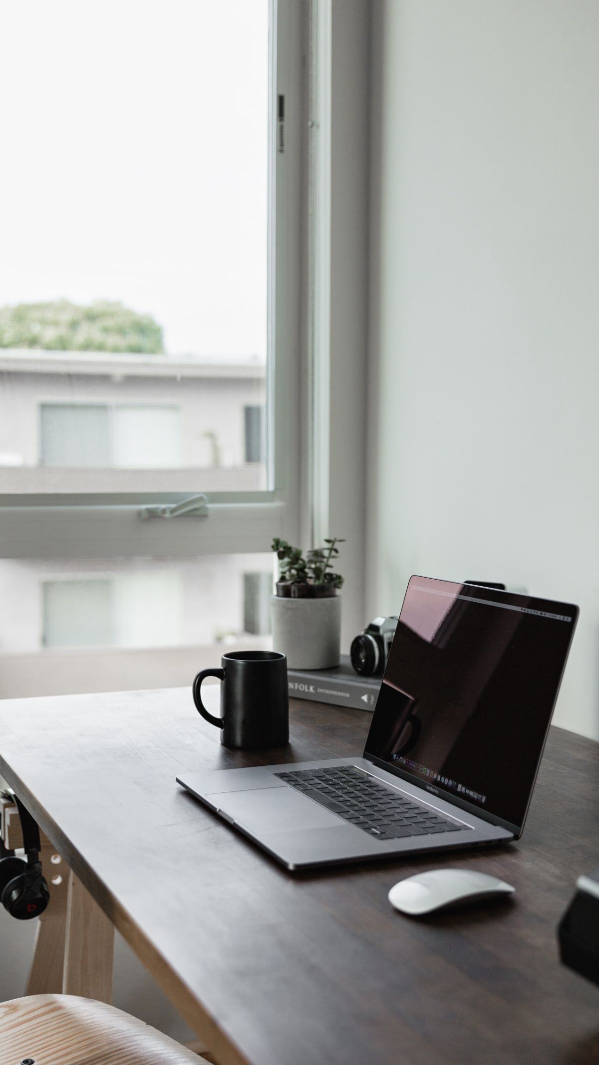 Ini yang Perlu Diperhatikan Jika Masih Bingung Mau Beli Laptop Windows atau MacBook