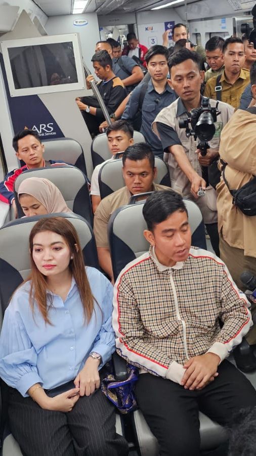 Gibran Bicara Transportasi Massal: Semua Harus Terkoneksi