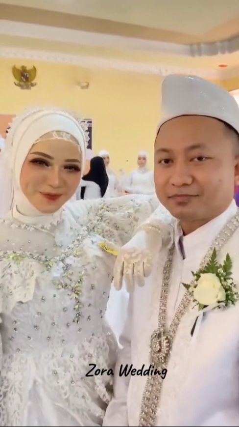 Ngirit Pasangan Pengantin Ini Ikut Nikah Massal, Alasannya Buat Beli Tanah dan Mobil