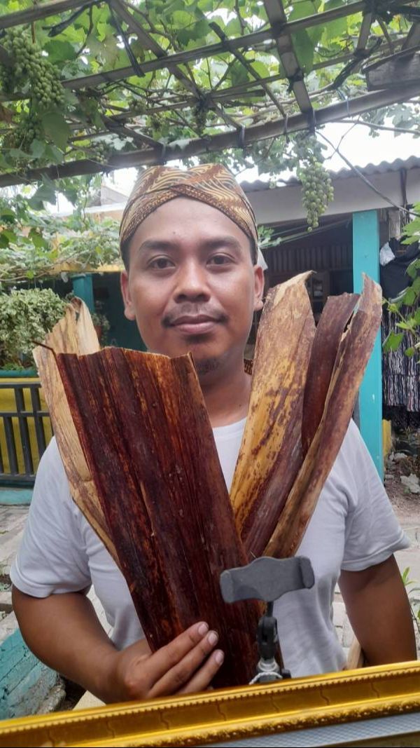 Pria di Tangerang Sulap Pelepah Pisang Jadi Lukisan Ciamik, Hasilnya Bikin Kagum