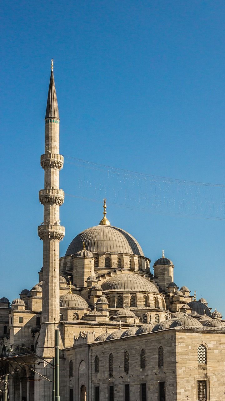 Apa Arti Allahumma Ajirni Minannar, Ketahui Manfaat Doanya