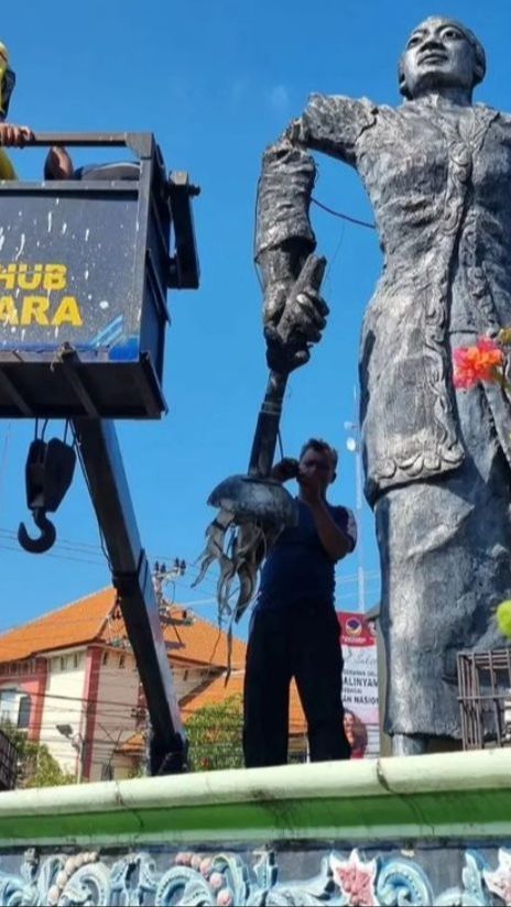 Penjelasan Pemkab soal Penyebab Patahnya Tangan pada Patung Tugu Kartini di Jepara