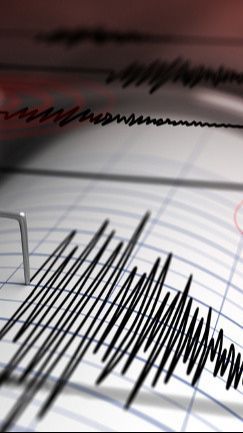 Seorang Pekerja Tewas Jatuh dari Tower di Ternate Setelah Gempa Magnitudo 6,6 Halmahera Barat