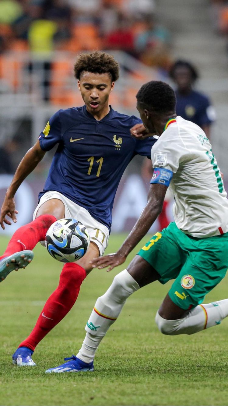 FOTO: Tampil Sama Kuat di Babak 16 Besar, Prancis Cetak Kemenangan Lewat Drama Adu Penalti Melawan Senegal di Piala Dunia U-17 2023