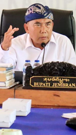 Bupati Jembrana Teken Surat Edaran Larang Joget Bumbung Porno