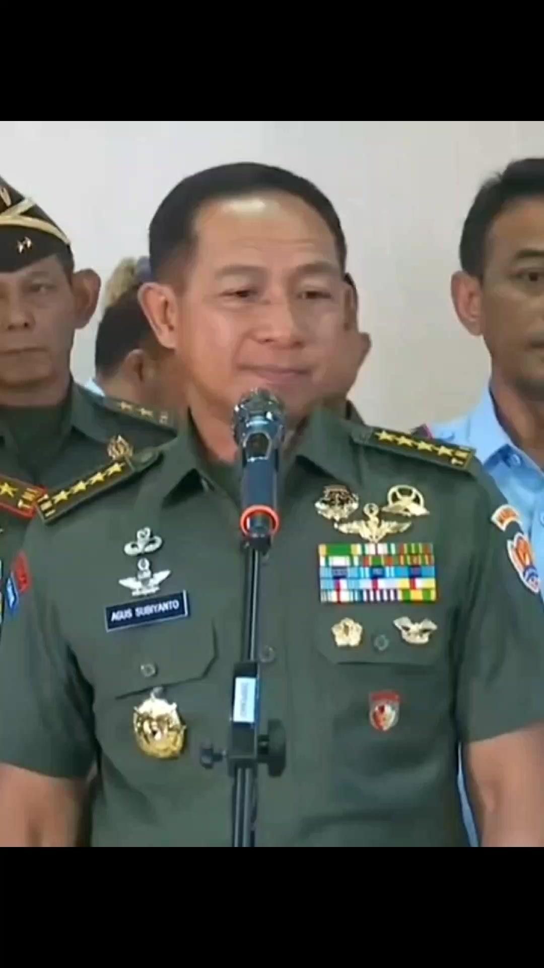 VIDEO: Wajah Tenang, Panglima TNI Jenderal Agus Subiyanto Jawab Tudingan sebagai 'Jokowi Man'