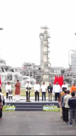 Baru Diresmikan, Kilang LNG Raksasa di Papua Barat Sudah Kantongi Offtaker dari Pasar Internasional