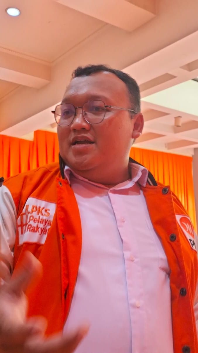 Tak Mau Kalah dengan Ridwan Kamil, PKS Targetkan Menang Telak di Jawa Barat