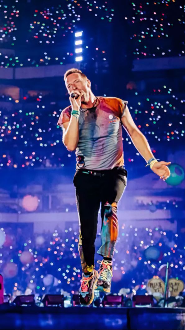 Peduli Lingkungan, ColdPlay Naik Jet Pribadi Berbahan Bakar Minyak Jelantah