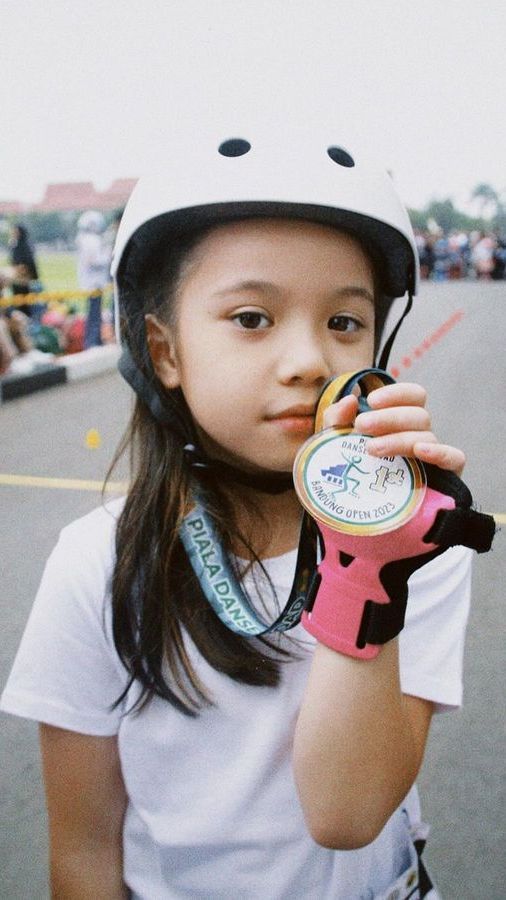 Keren! 10 Potret Gempi Anak Gading Marten saat Ikut Kejuaran Sepatu Roda Tingkat Nasional, Aksinya Banjir Pujian