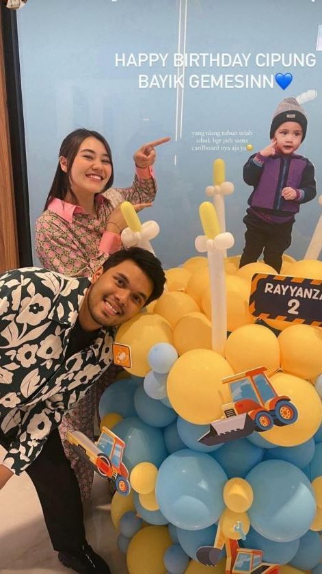 Didoakan Berjodoh oleh Raffi Ahmad, ini 8 Momen Kebersamaan Aaliyah Massaid dan Thariq Halilintar di Acara Ultah Rayyanza ke-2