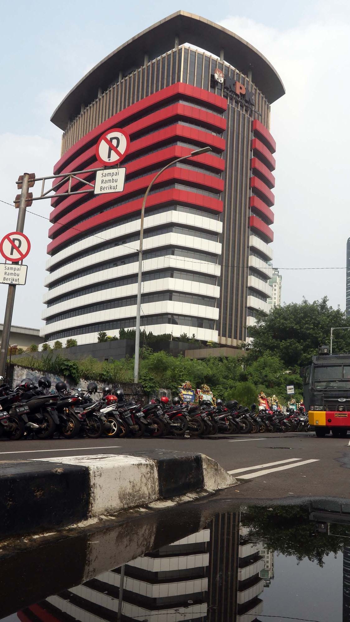 KPK Tetapkan Pengusaha Muhammad Suryo Tersangka Baru Kasus Korupsi Pemeliharaan Jalur Kereta Api di Kemenhub