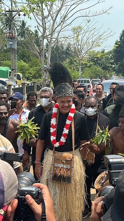 Usai Lewat Jalan Rusak di Merauke, Ganjar: Pemerintah Berutang Kepada Rakyat untuk Menyelesaikan