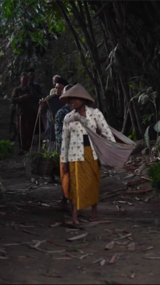 Ciptakan Suasana Nostalgia, Begini Vibes Pasar Tradisional Ledok Tinjom di Jogja, Hampir Seluruh Pengunjungnya Pakai Kebaya